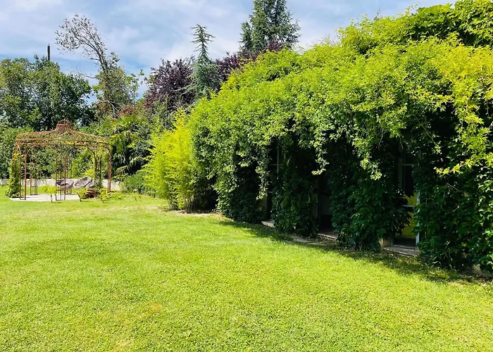 Superbe Propriete Avec Piscine Castet-Arrouy